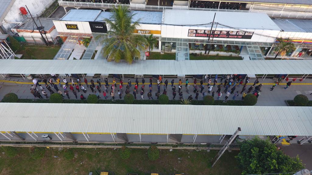 Jaga Kepadatan Antrean, KCI Buat Terobosan