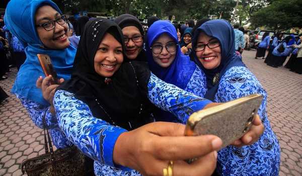 Menteri Tjahjo Minta ASN Jadi Pionir Perangi Covid-19