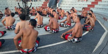 Penari Kecak Terapkan Protokoler Kesehatan