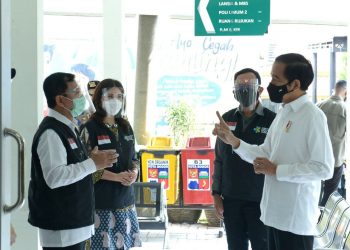 Presiden Vaksin Covid-19 Diutamakan Bagi Tenaga Kesehatan