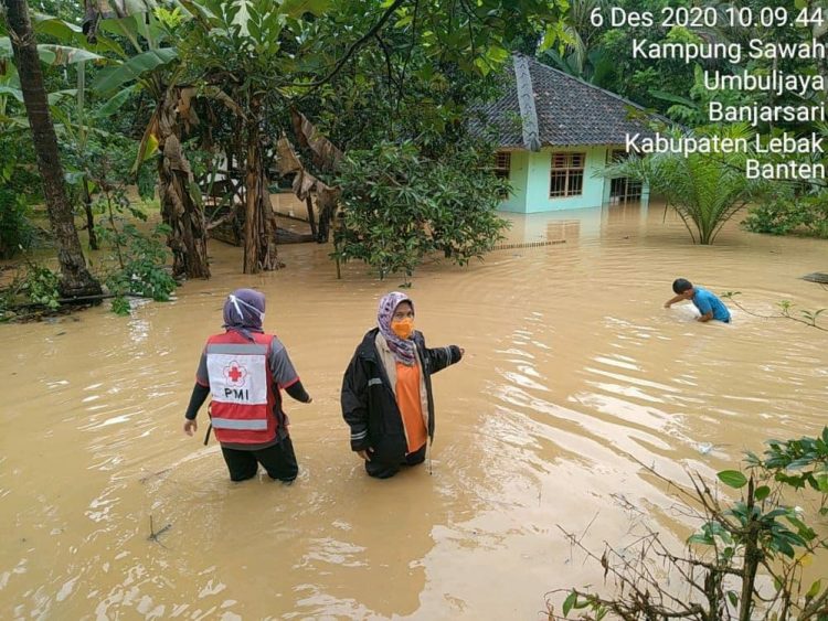 Banjir-Longsor Lebak: Satu Warga Tewas, Satu dalam Pencarian
