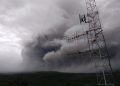 Gunung Semeru Meletus Muntahkan Lava Pijar