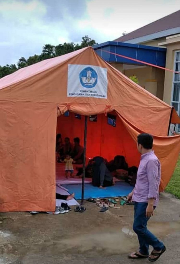 Kemendikbud Turunkan Tim Bantu Korban Gempa di Sulbar