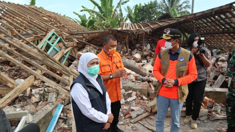 BNPB Beri Bantuan Dana Stimulus Warga Korban Gempa Malang