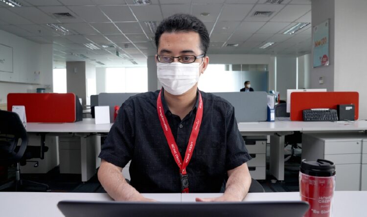 Home Credit Indonesia Berikan Beasiswa Bagi Penyandang Disabilitas