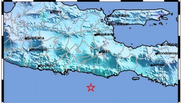 Ratusan Rumah Rusak Pascagempa M5.9 Guncang Selatan Jawa Timur