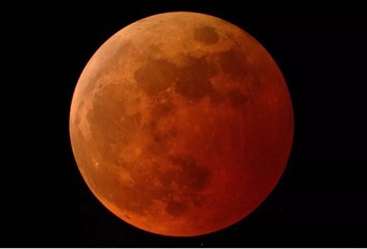 LAPAN: Fenomena Gerhana Super Blood Moon Dapat Dilihat Sempurna di Indonesia