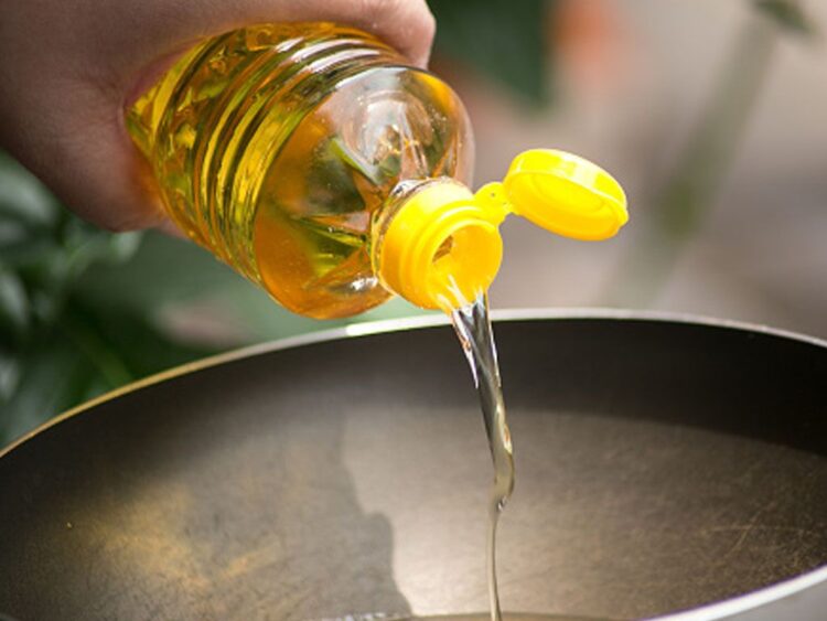 Pemerintah RI Resmi Melarang Ekspor Minyak Goreng Curah, Ini Batas Waktunya