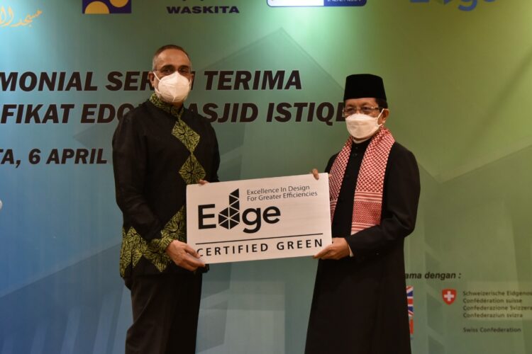 Masjid Istiqlal Mendapat Sertifikat Bangunan Hijau dari IFC