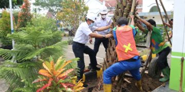 Peduli Lingkungan, PT KAI Tanam 200 Pohon di Kota Semarang
