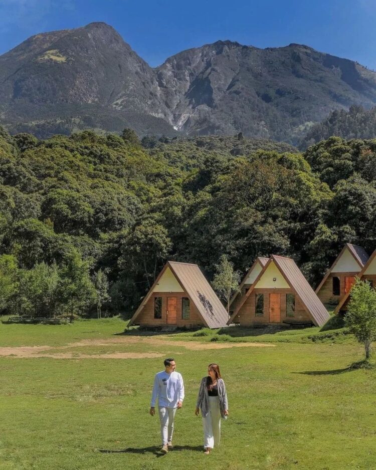 Mencintai Lingkungan untuk Pariwisata Indonesia yang Berkelanjutan