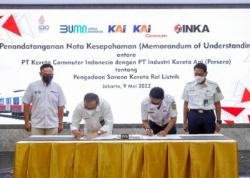 KAI Beli 16 Rangkaian Kereta Baru dari Inka