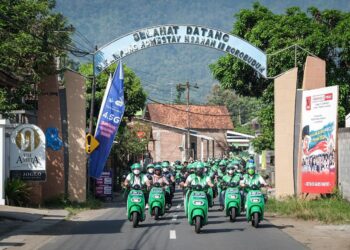 Layanan Motor Listrik Keliling Borobudur, Perkuat Pariwisata Berkelanjutan