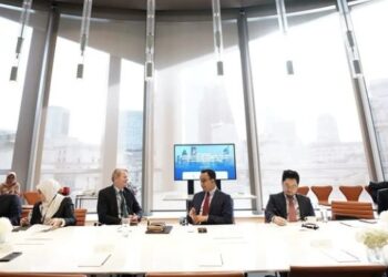 Anies Baswedan Bertemu dengan CEO BloombergNEF, Membahas Seputar Target Emisi 2050