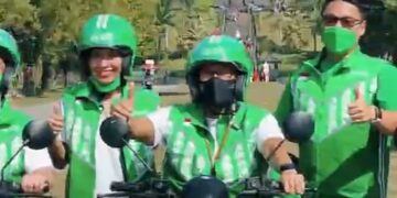 Sandiaga Uno Apresiasi Hadirnya Motor Listrik Wisata di Kawasan Borobudur