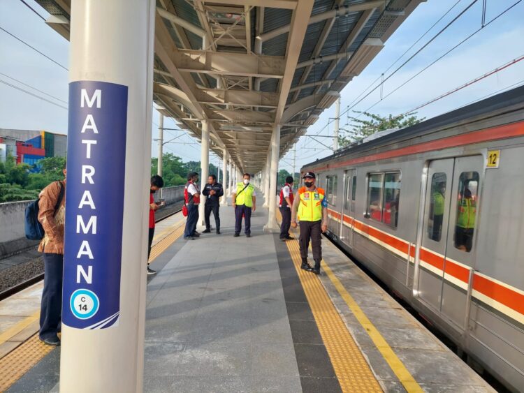Uji Coba Stasiun Matraman Besok Pagi, Hanya untuk Penumpang KRL