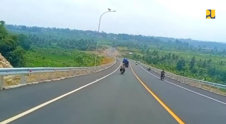 Jalan Alternatif Lingkar Timur Kuningan Selesai Dibangun