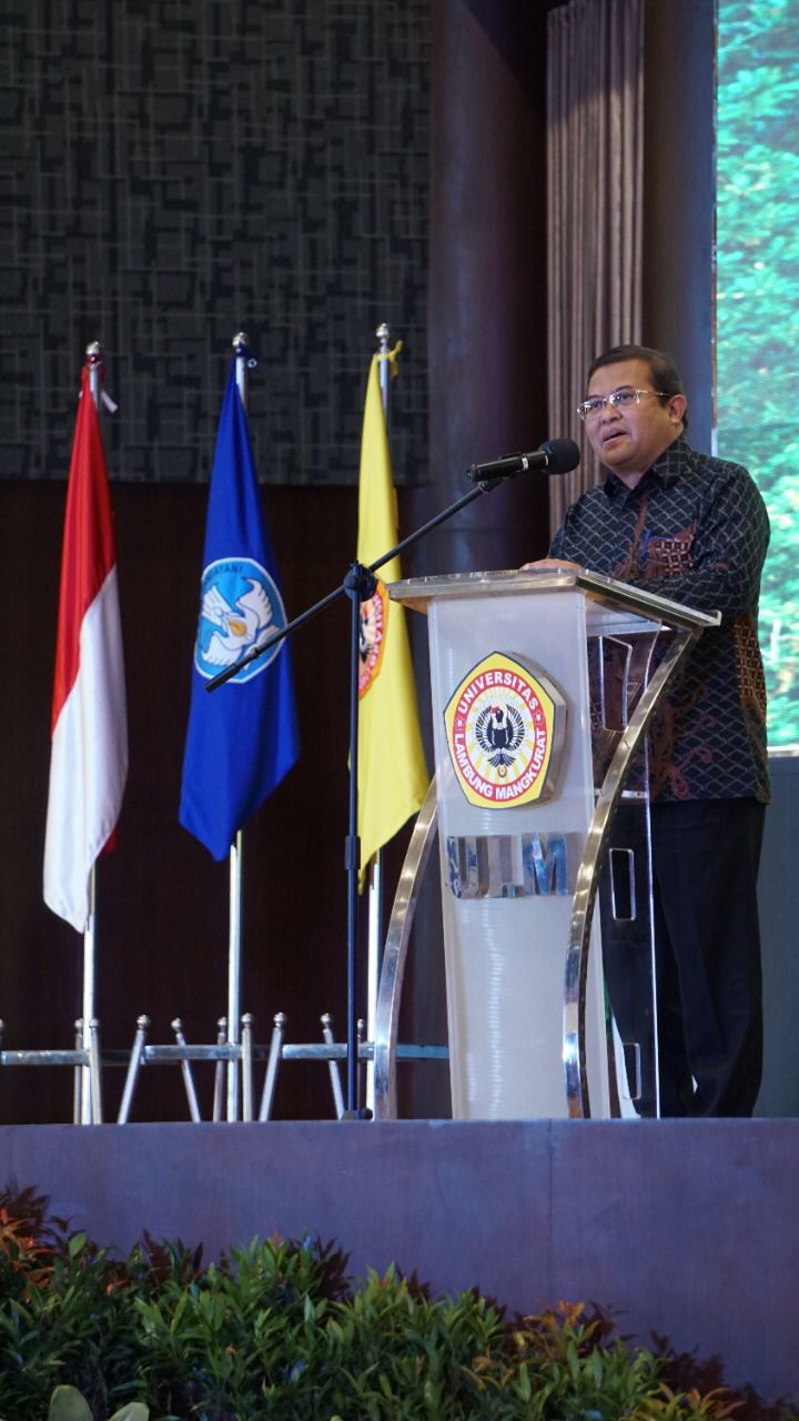 Sektor Kehutanan Berperan Besar Terhadap Target Penurunan Emisi