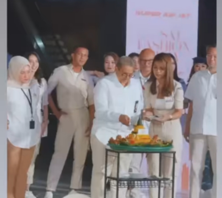Ulang Tahun ke 1 Super Air Jet, Berani yang Pertama