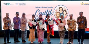 Srikandi Jasa Marga Cantik Berkebaya