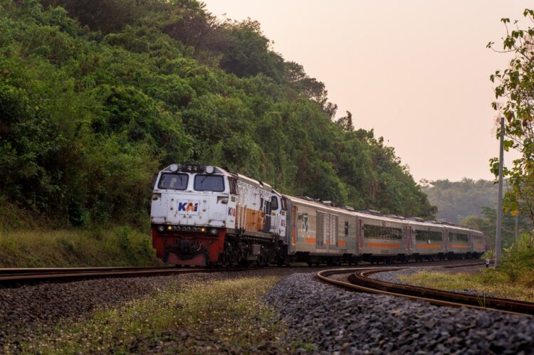 KAI Akan Remajakan Kereta Ekonomi untuk Tingkatkan Kenyamanan