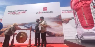 Tas Gunung Raksasa di Bandung Berhasil Pecahkan Rekor MURI, Ada Motif Budaya Indonesia