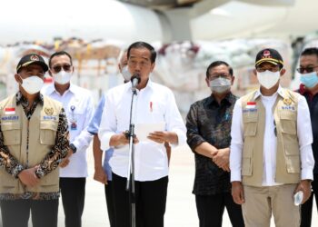 Presiden Jokowi Lepas Pesawat yang Membawa Bantuan Kemanusiaan untuk Pakistan
