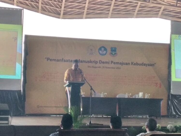 Komisi X DPR RI Kenalkan Manuskrip Sunda Kepada Anak Muda