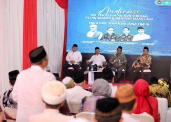 Menko Polhukam serta Tim PP HAM Berdialog dengan Para Kiai dan Pengurus PBNU