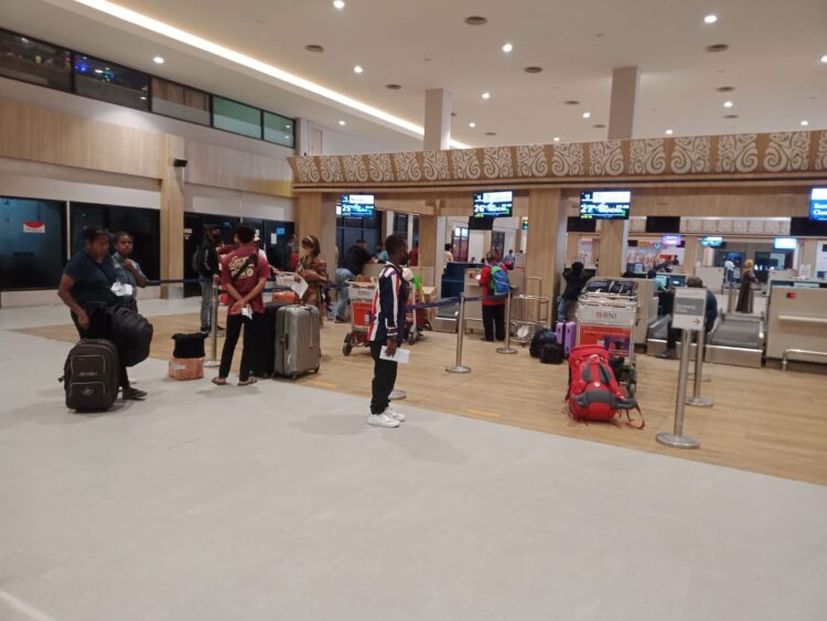 Sempat Siaga II Akibat Kerusuhan, Operasional Penerbangan di Bandara Sentani Berjalan Lancar
