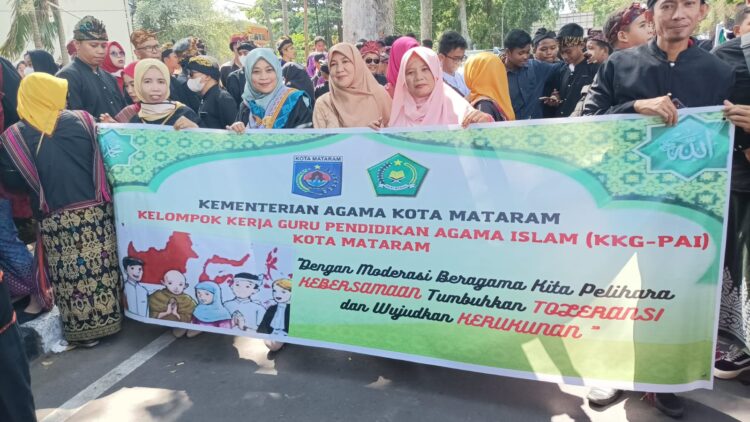 30 Ribu Peserta Ikuti Jalan Sehat Kerukunan di Provinsi NTB