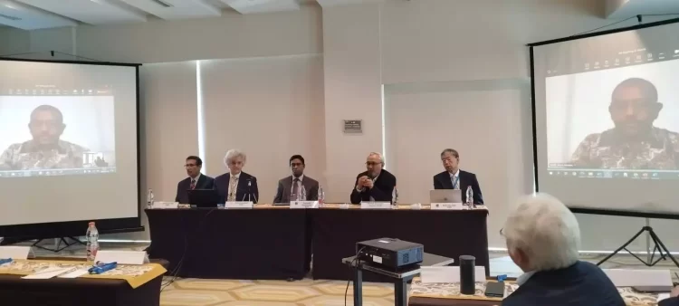 MESSAGE Mensimulasikan Pengembangan dan Menganalisis Sistem Energi Nuklir yang Berkelanjutan