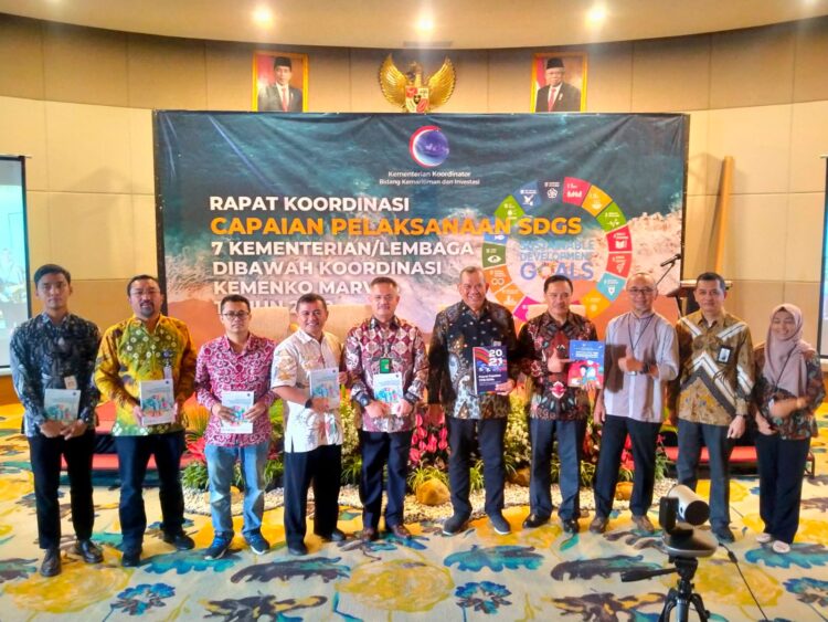 KLHK Raih Penghargaan Sebagai Kementerian Terinformatif I Dalam Penyampaian Laporan TPB/SDGs