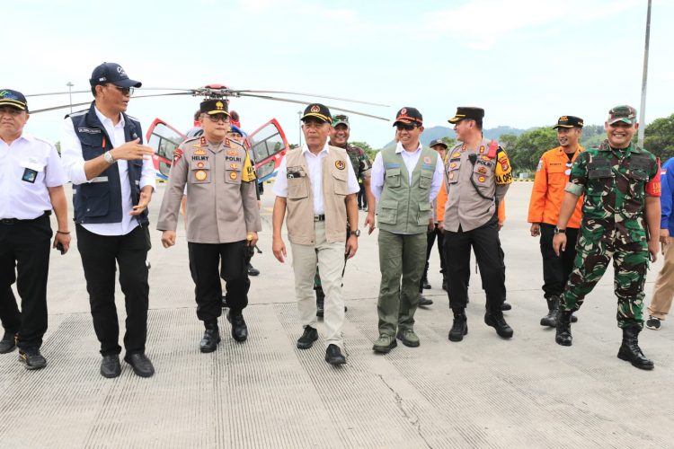 Kepala BNPB Dampingi Menko PMK Tinjau Arus Balik Idulfitri di Beberapa Titik di Indonesia