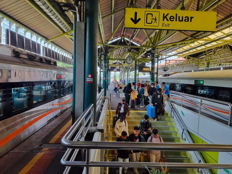 KAI Perpanjang Kebijakan Pesan Tiket H-45