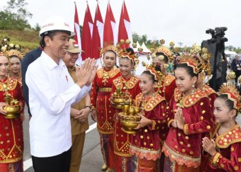 Presiden Jokowi: Permasalahan di Dunia Pendidikan Harus Diselesaikan dengan Cara yang Terbaik