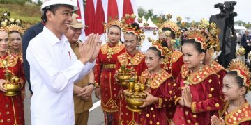 Presiden Jokowi: Permasalahan di Dunia Pendidikan Harus Diselesaikan dengan Cara yang Terbaik