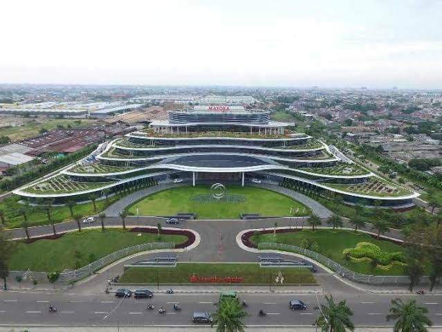 BPOM Beri Penghargaan Mayora Group terkait Keberlanjutan Lingkungan di Industri Farmasi dan Makanan