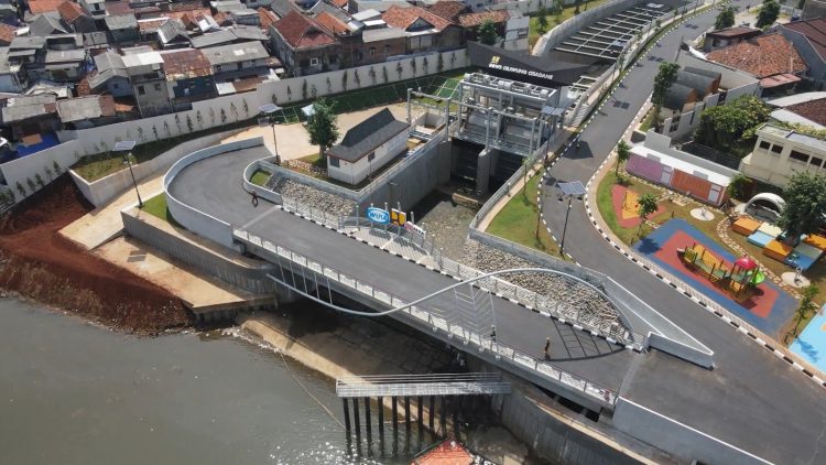 Presiden Jokowi Resmikan Sodetan Ciliwung 1.2 Km, Bagian dari Penanganan dari Hulu ke Hilir untuk Kendalikan Banjir Jakarta