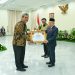 Menteri Basuki Terima Penghargaan Adhikarya Utama Pembangunan Pertanian