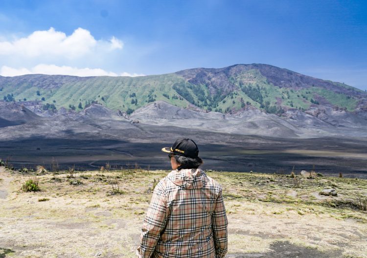 Menteri LHK Tegaskan Langkah Penting Rehabilitasi Ekosistem Bromo Usai Terbakar