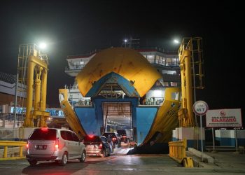Hingga September 2023, ASDP Berhasil Angkut 3,7 Juta Unit Kendaraan Logistik