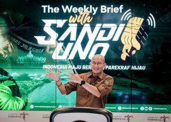 Kemenparekraf Raih Penghargaan Tata Kelola Standardisasi dan Penilaian Kesesuaian dari BSN