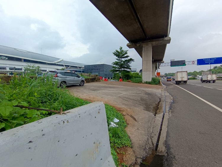 Demi Keamanan, Jasa Marga Tutup Akses Proyek Stasiun Kereta Cepat Halim