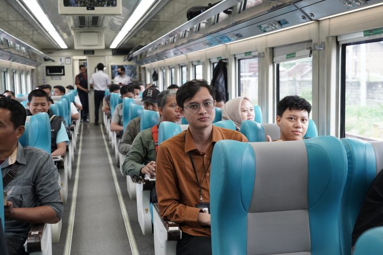 KAI Gelar Mudik Gratis untuk Keberangkatan 2 April 2024 dengan Kuota 480 Tiket Gratis