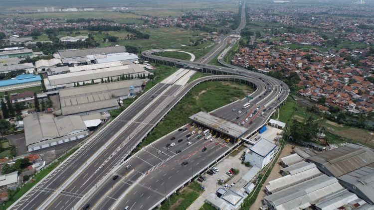 Volume Lalin di Di Ruas Tol Jabotabek dan Jawa Barat Alami Kenaikan