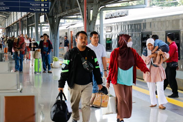 Long Weekend Kenaikan Yesus Kristus, KAI Sediakan 739 Ribu Tempat Duduk