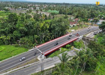 Presiden Resmikan Tiga Infrastruktur Konektivitas di Jawa Timur, Tingkatkan Mobilitas Orang dan Barang