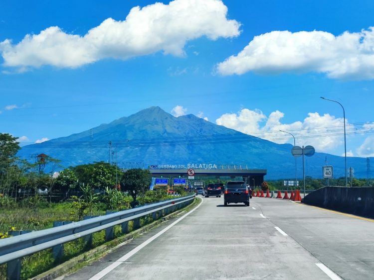 Libur Panjang Akhir Pekan, PT JTT Siapkan Layanan Transaksi Optimal Arah Trans Jawa