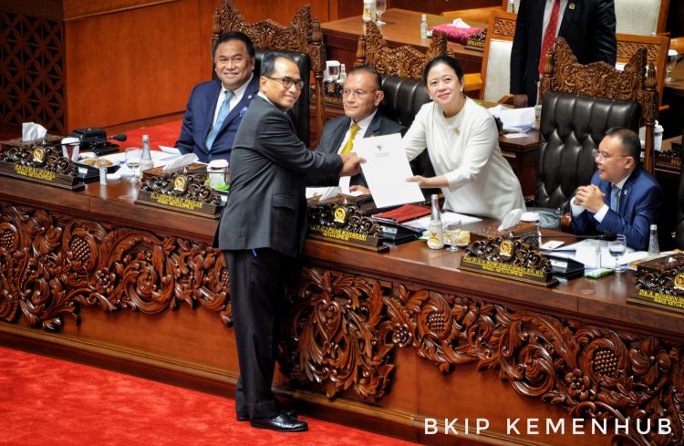 Angkutan Pelayaran Rakyat Diperkuat, Perubahan Ketiga UU Pelayaran Disahkan
